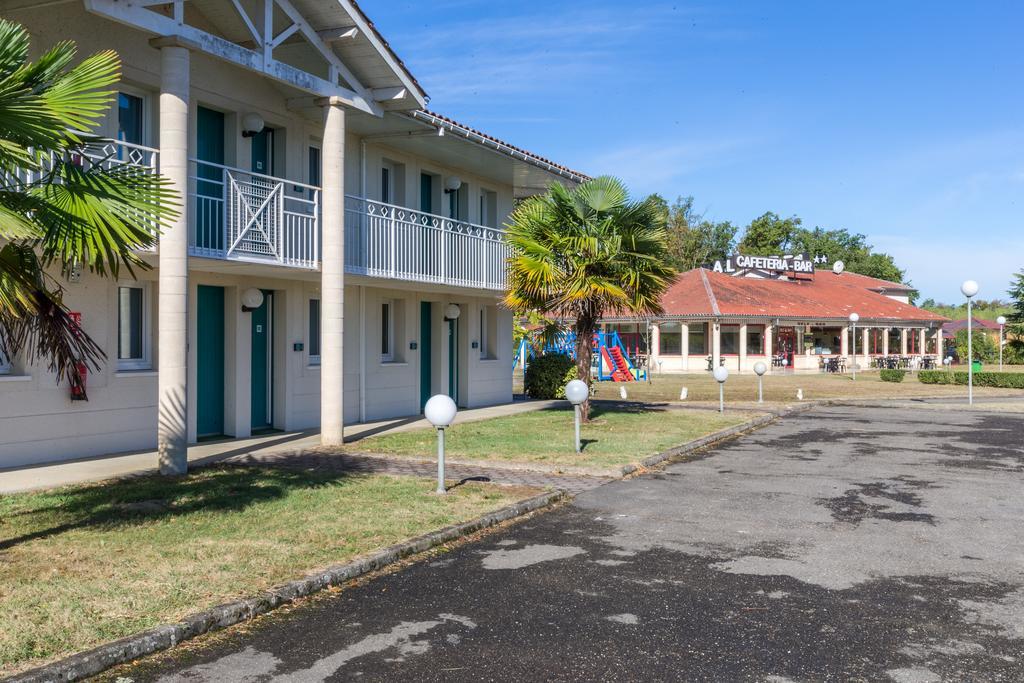 Aireco Hotel Cazères-sur-lʼAdour Buitenkant foto
